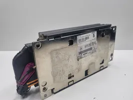 Mercedes-Benz S W220 Amplificatore A2208273042