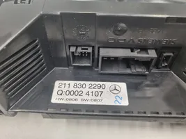 Mercedes-Benz E W211 Centralina del climatizzatore A2118302290