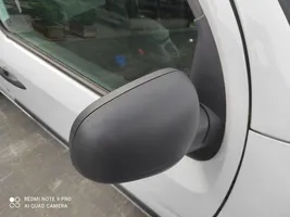 Renault Kangoo II Kita išorės detalė 