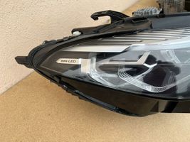 BMW 8 G14 Lampy przednie / Komplet 