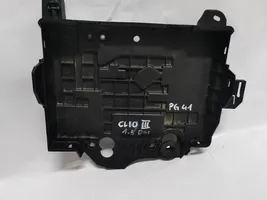 Renault Clio III Support boîte de batterie 8200314273