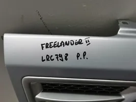 Land Rover Freelander 2 - LR2 Błotnik przedni 