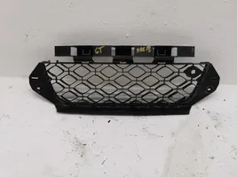 Renault Megane III Grille inférieure de pare-chocs avant 