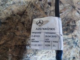 Mercedes-Benz E C207 W207 Autres faisceaux de câbles A2074402905