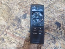 Mercedes-Benz ML W164 Controllo multimediale autoradio 