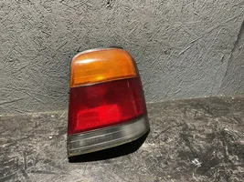 Subaru Forester SF Lampa tylna 22020597