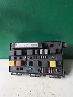 Opel Astra H Fuse module 13285621