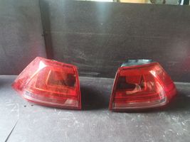 Volkswagen Golf VII Lampy tylne / Komplet 5G0945096N