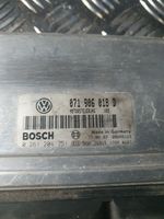 Volkswagen PASSAT B5 Variklio valdymo blokas 071906018D