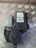 Audi A4 S4 B7 8E 8H Motorino alzacristalli della portiera anteriore 8E1959802H