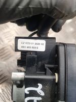 Audi A2 Interruptor/palanca de limpiador de luz de giro 4B0953503E