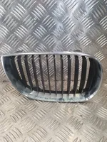 BMW 1 E81 E87 Grille calandre supérieure de pare-chocs avant PD2177