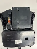 Mercedes-Benz C W205 Panelės apdailos skydas (centrinis) A2056801005