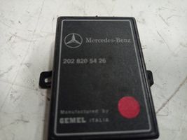 Mercedes-Benz C W202 Centrinio užrakto rėlė 2028205426