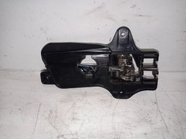 Hyundai i30 Priekinė atidarymo rankenėlė vidinė 82613FD000