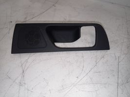 Toyota Avensis T250 Rivestimento per maniglia portiera posteriore 6761705040