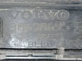 Volvo V50 Aizmugurējā bufera montāžas kronšteins 30698695