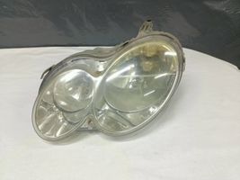 Mercedes-Benz CLK A209 C209 Lampa przednia 