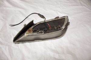 Mercedes-Benz R W251 Moldura/rejilla de la luz antiniebla delantera A2518852023