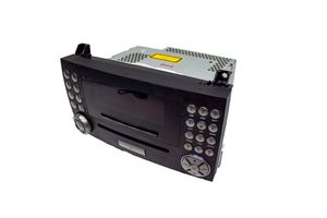 Mercedes-Benz SLK R171 Panel / Radioodtwarzacz CD/DVD/GPS A1718200086