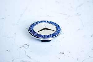 Mercedes-Benz C W204 Ražotāja emblēma 2048170616