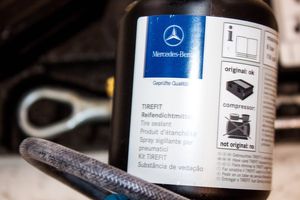 Mercedes-Benz CLC CL203 Kit d’outils a2038990161