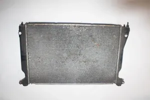 Toyota Avensis T250 Radiateur de refroidissement 422133