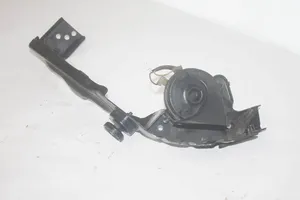 Mercedes-Benz E W211 Pannello laterale di supporto del radiatore 0055306