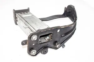 Mercedes-Benz E W211 Staffa del pannello di supporto del radiatore A2113270090