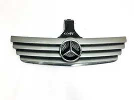 Mercedes-Benz CLC CL203 Grotelės priekinės A2038800383