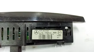 Mercedes-Benz E W212 Monitor del sensore di parcheggio PDC A0015424423