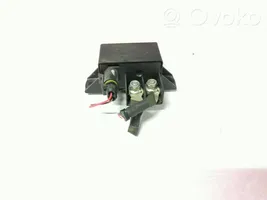 Mercedes-Benz E W211 Relais de charge A0025426419