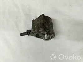 Mercedes-Benz E W212 Alipainepumppu A6512300165