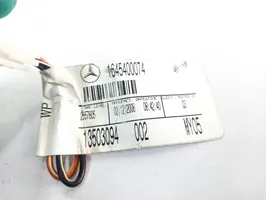 Mercedes-Benz R W251 Connettore plug in AUX 2205454028