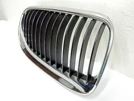 BMW 3 E92 E93 Rejilla superior del radiador del parachoques delantero 22405910