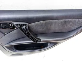 Mercedes-Benz ML W163 Rivestimento del pannello della portiera posteriore A16373016705