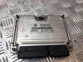 Volkswagen Golf IV Calculateur moteur ECU 038906019AF