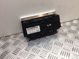 Audi A4 S4 B6 8E 8H Panel klimatyzacji 8E0820043AA