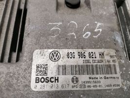 Volkswagen Touran I Engine control unit/module 03G906021HN