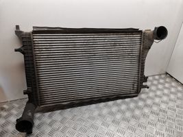 Volkswagen Caddy Interkūlerio radiatorius 1K0145927D