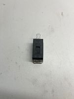 Audi A4 S4 B7 8E 8H Éclairage intérieur porte avant 4E947415