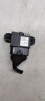 Audi A4 S4 B8 8K Polttoaineen ruiskutuspumpun ohjainlaite/moduuli 8K0906093D