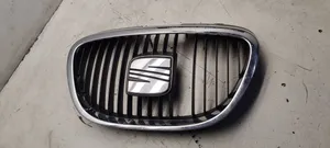 Seat Altea XL Maskownica / Grill / Atrapa górna chłodnicy 5p0853654