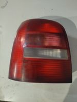 Audi A4 S4 B5 8D Задний фонарь в кузове 8D9945095D