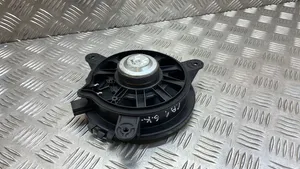 Volvo V70 Enceinte de porte arrière 30657444