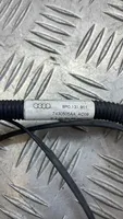 Audi Q5 SQ5 AdBlue-nestesäiliön täyttöputki 8R0131911