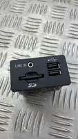 Ford Grand C-MAX USB jungtis F1CT14F014AA