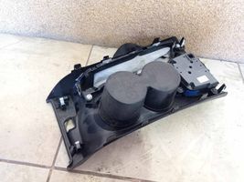 Mazda 3 III Autres éléments de console centrale B45A64431