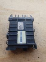 Volkswagen PASSAT B3 Calculateur moteur ECU 443907311B