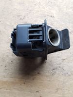 Audi A6 S6 C5 4B Presa 12V (posteriore) 4B0925071A